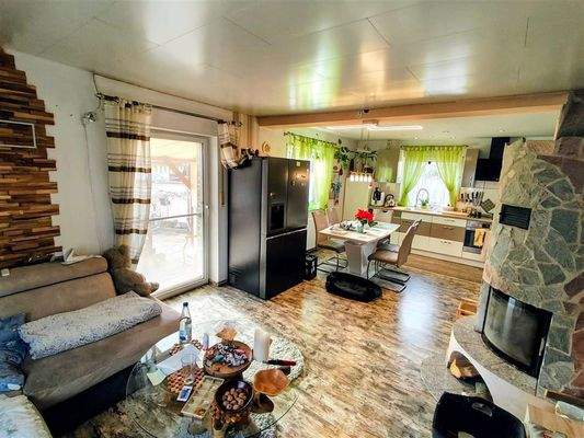 heller Wohn/Essbereich