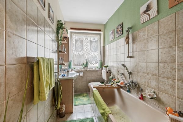 1. Badezimmer im EG