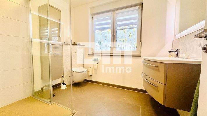 EG Badezimmer / Dusche