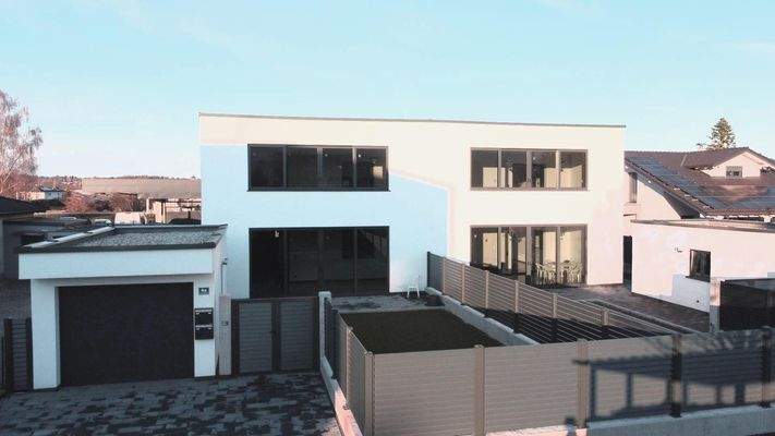 Linke Doppelhaushälfte 4a