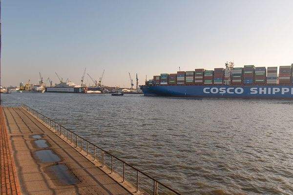 Ihr Blick auf die Elbe