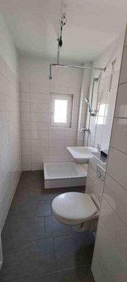 4 Duschbad
