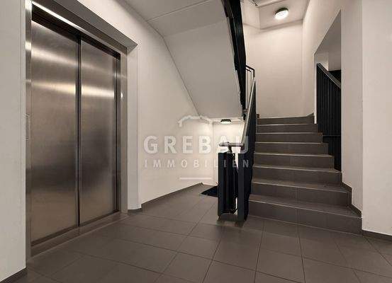 gepflegtes Treppenhaus