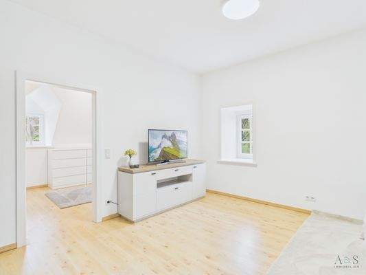 Haupthaus-OG-Ankleide