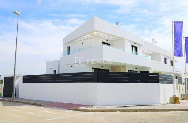 Elegant Villas in Dolores Alicante Costa Blanca