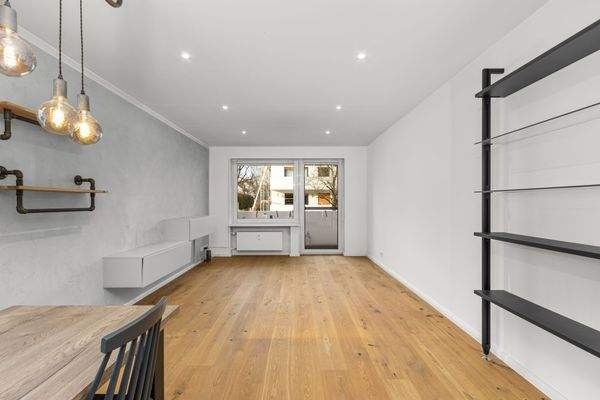 Blick zum großen Balkon