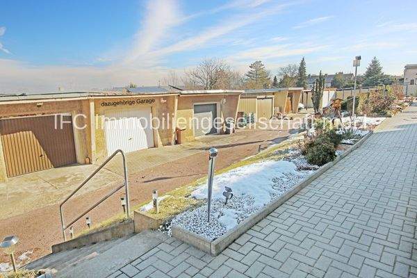 Blick auf die Garage