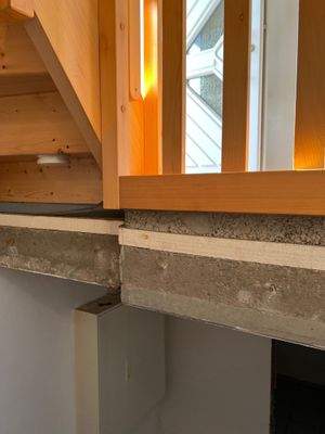 Blende im Treppenhaus fehlt