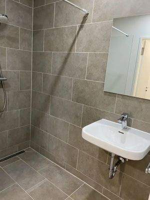 Beispielhafte Ausstattung Bad