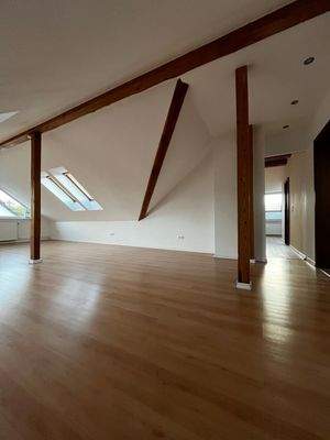 großes Studiozimmer 1