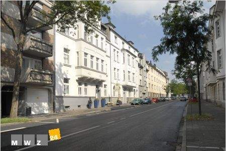 Strasse