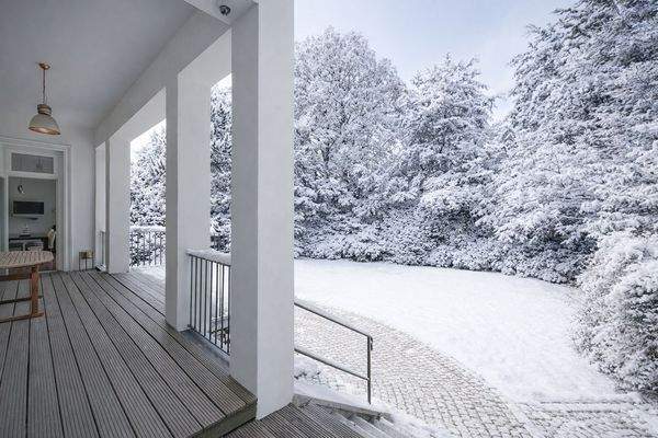 Terrasse mit Gartenzugang