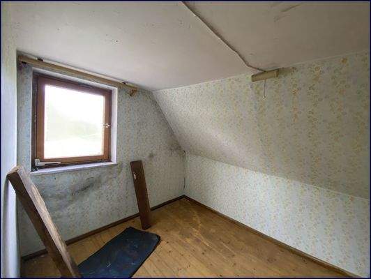 Raum 2 Dachboden