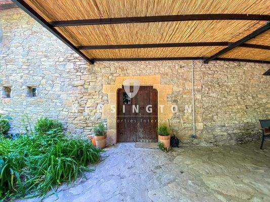 Entrada - casa principal