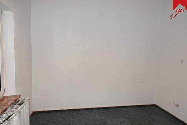 Nebenraum/ Büro Bild II