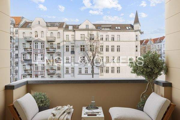 Balkon (KI-visualisiert)