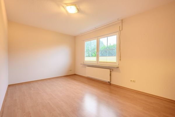 Zimmer 2 EG