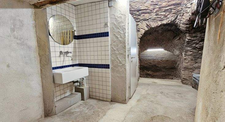 Garage / Gewölbekeller