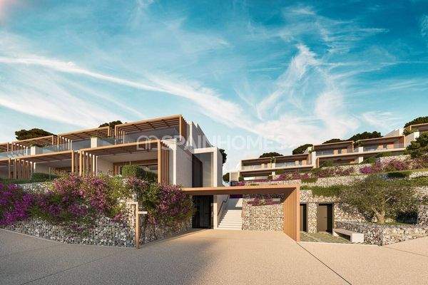 Functional Townhouses in a Natural Setting in Mijas
