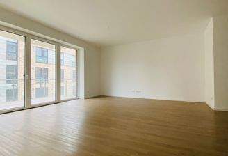 Helle Wohnung mit Balkon