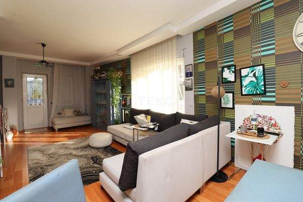 Reverse Duplex Apartment 500 M from the Sea in Antalya Konyaaltı