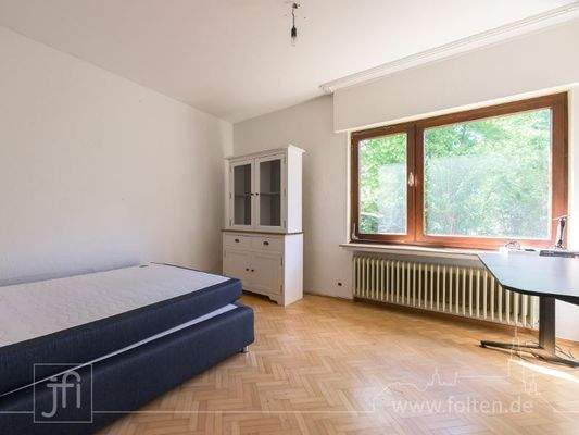  Schlafzimmer im Erdgeschoss