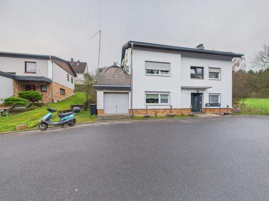 CAM01223G0-PR0177-STILL043