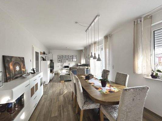 Wohn- und Essbereich