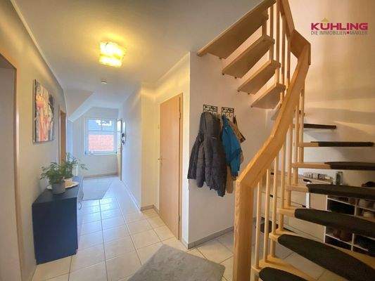 Flur - Treppenaufgang