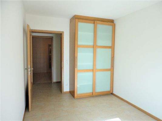 Einbauschrank Gäste-/Arbeitszimmer