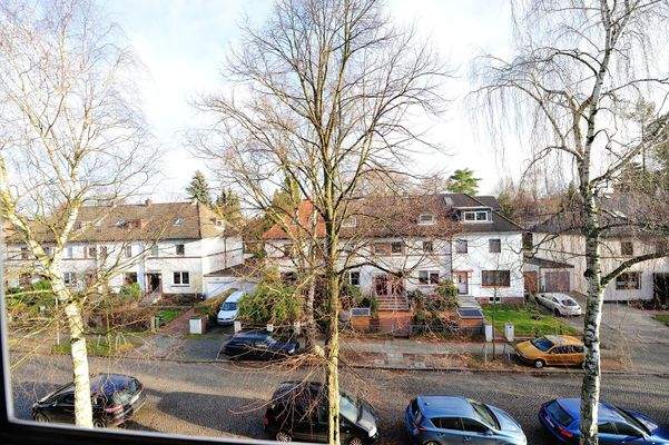 Wohn_1. OG, Blick auf die Straße