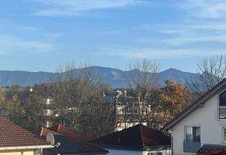 Blick in die Berge vom DG