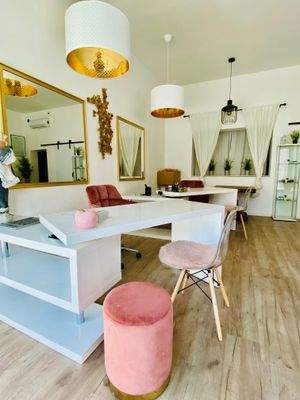 Studio-Bolzano-Bozen-Hauptstadt-Geschäft-Kosmetiksalon-Nagelstudio-studio bellezza