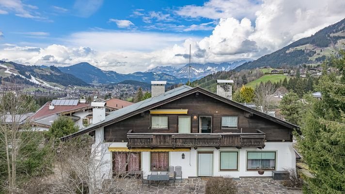 KITZIMMO-Baugrundstück mit Altbestand in Toplage auf der Bichlalm - Immobilien Kitzbühel.