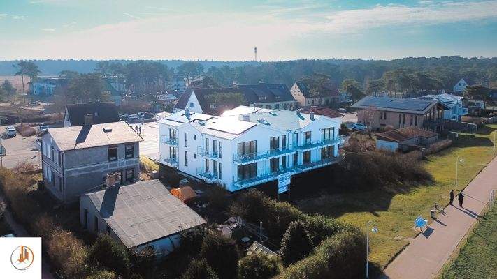 Strandvilla Glowe-Ansicht Seitlich