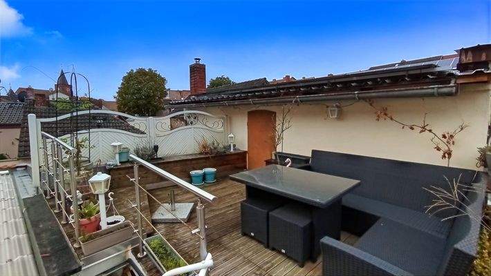 Dachterrasse auf Nebengelass Ansicht 1