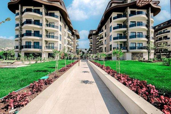 Chic Apartments in a Hotel-Like Complex in Oba Alanya