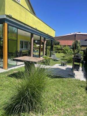 40m² Terrasse mit Schiebetüren