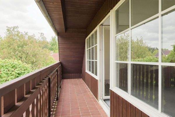 Balkon - virtuell aufgeräumt - Lütt Immobilien - Sasel