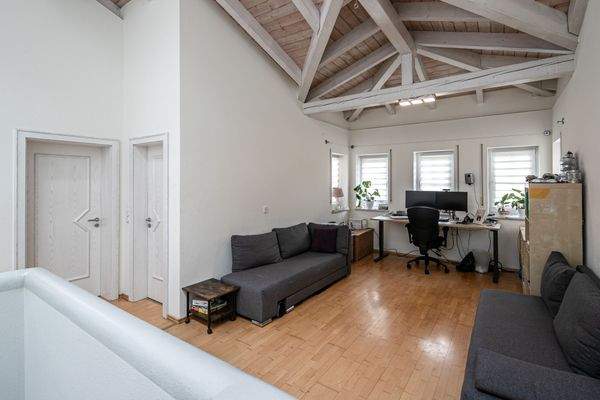 Galerie und Arbeitszimmer