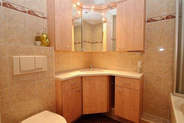 Waschtisch-Spiegelschrank