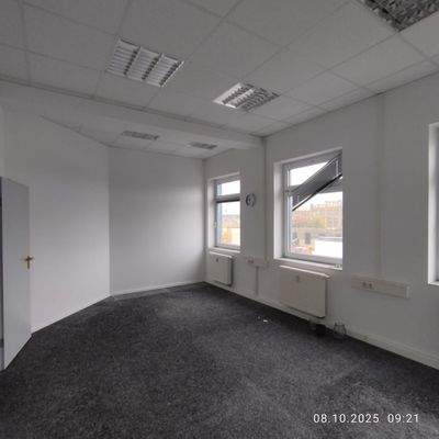 WhatsApp Image 2025-10-08 at 10.44.17(2).jpeg