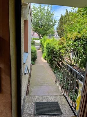 Eingangsbereich mit abbaubarer Rampe