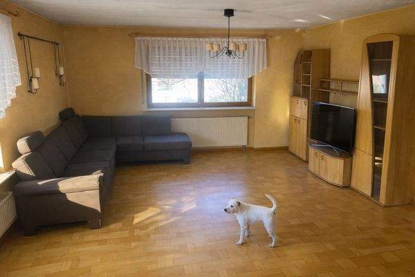 Wohnzimmer im Erdgeschoss.jpg