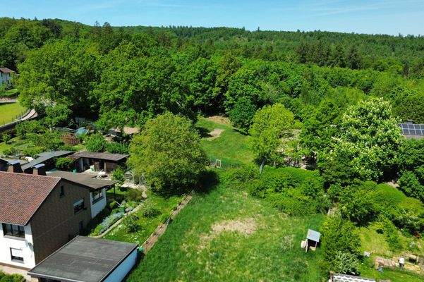 05 schöne Ortsrandlage.jpg