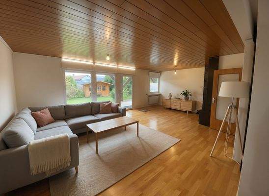 Wohnzimmer - (KI generiert)