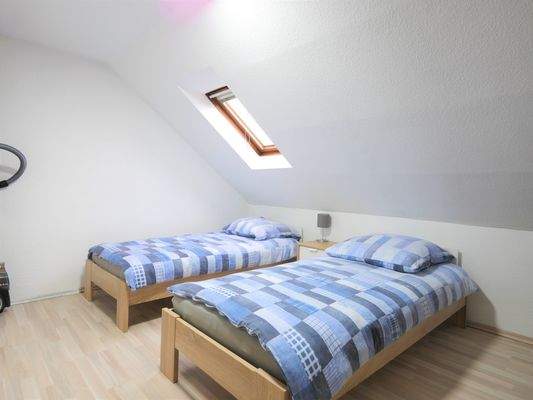 018 Einzelbetten.JPG