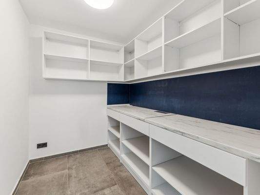 Küche und Speisekammer UG_2