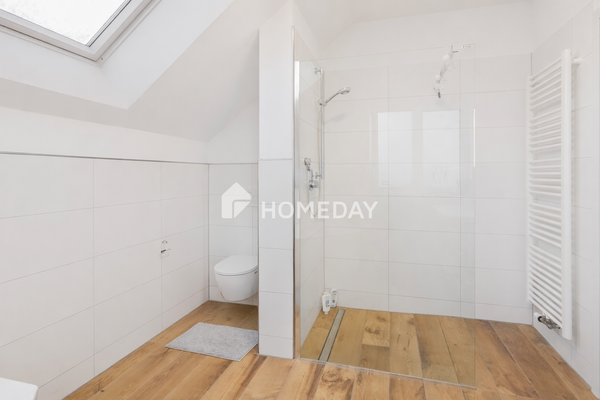 1. OG Badezimmer 2 3 