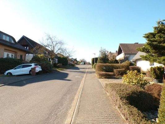 3a Blick Straße rechts